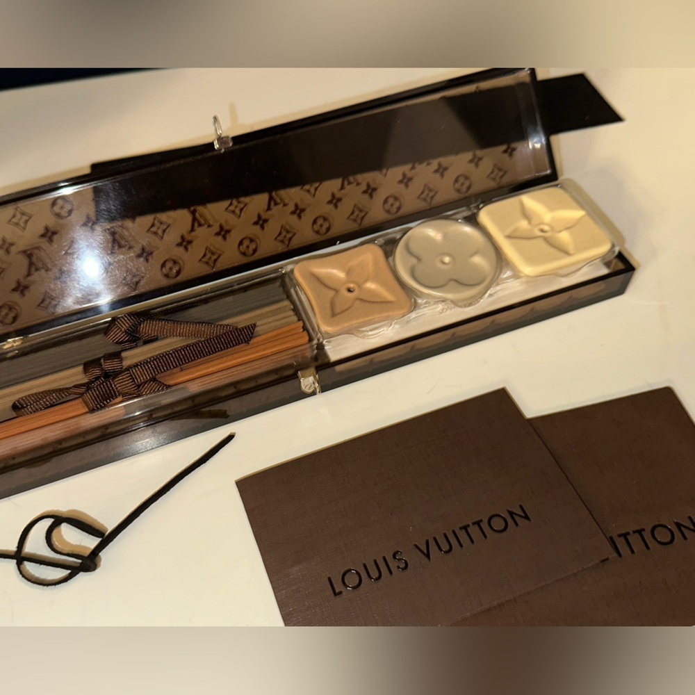 LOUIS VUITTON NEW IN BOX INCENSE SET - Picture 9 of 15